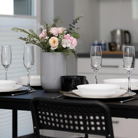 Podgorze Lipska Pet-Friendly Apartment With Balcony And Parking By Renters Prestige Krakau Exterior foto