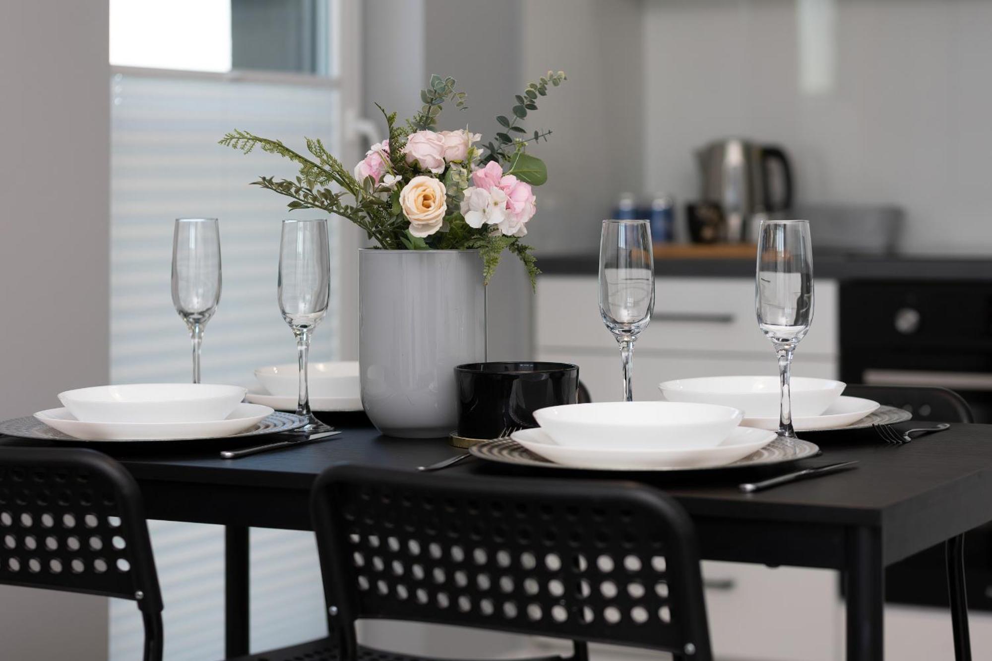 Podgorze Lipska Pet-Friendly Apartment With Balcony And Parking By Renters Prestige Krakau Exterior foto